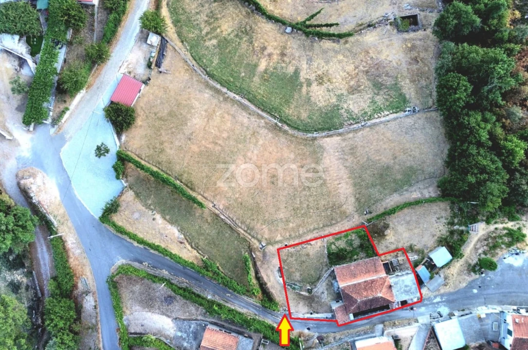 Moradia T3 para Venda em Covelo do Geres Foto 6