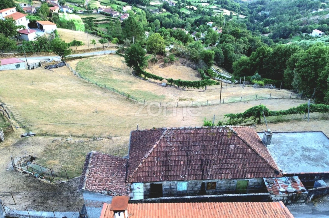 Terreno para Venda em Covelo do Geres Foto 11