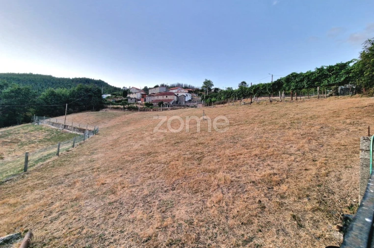 Terreno para Venda em Covelo do Geres Foto 8