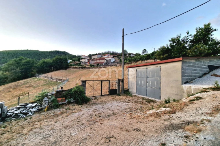 Terreno para Venda em Covelo do Geres Foto 12