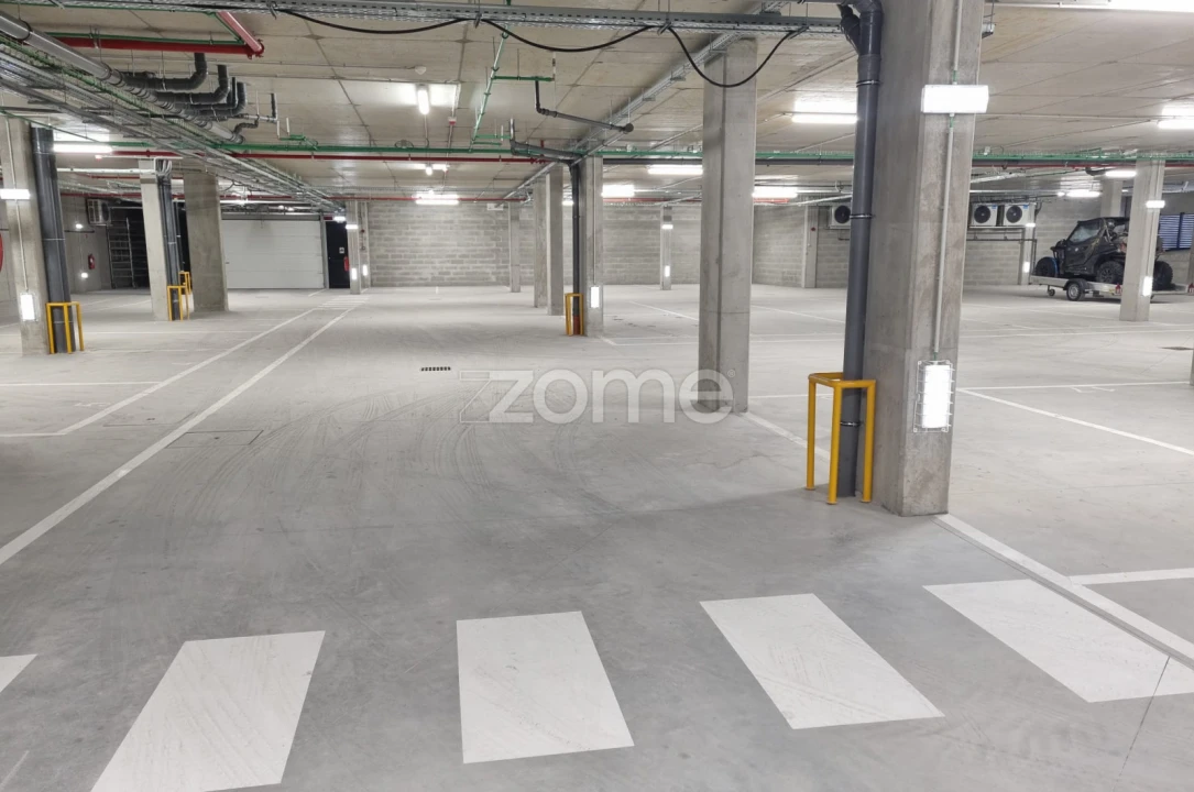 Apartamento T2 para Arrendamento em Azurem Foto 14