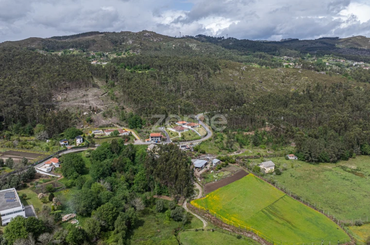 Moradia T3 para Venda em Travassos Foto 34