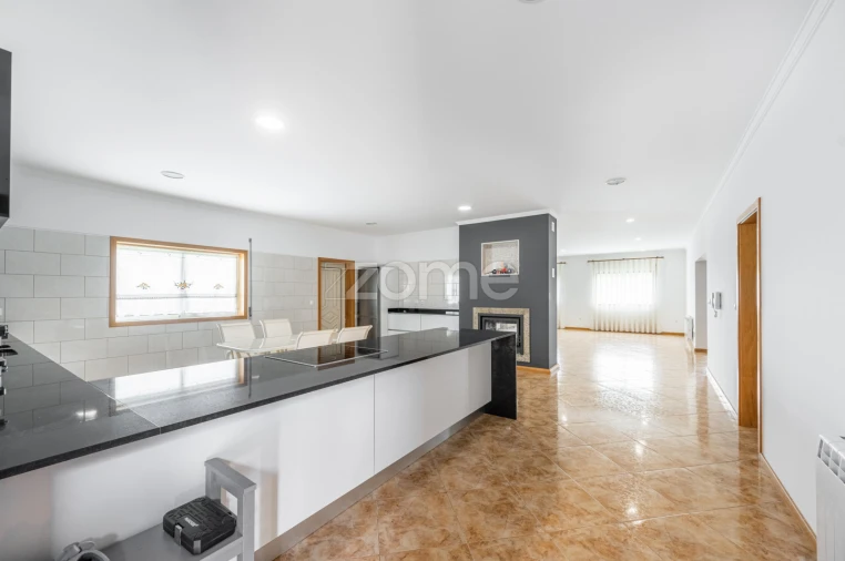 Moradia T3 para Venda em Travassos Foto 1