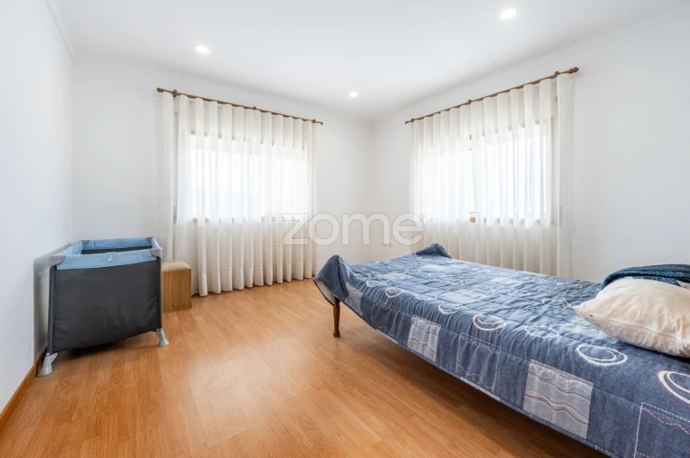 Moradia T3 para Venda em Travassos Foto 18