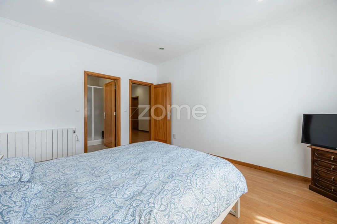 Moradia T3 para Venda em Travassos Foto 14