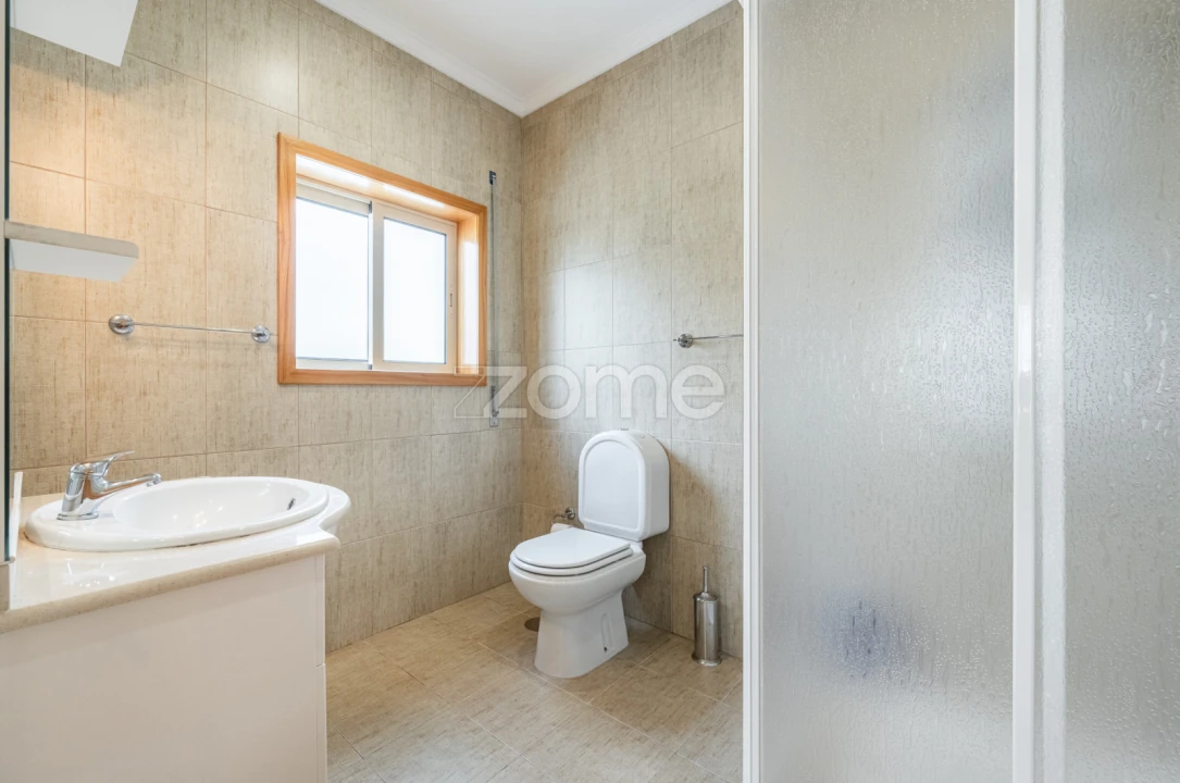 Moradia T3 para Venda em Travassos Foto 15