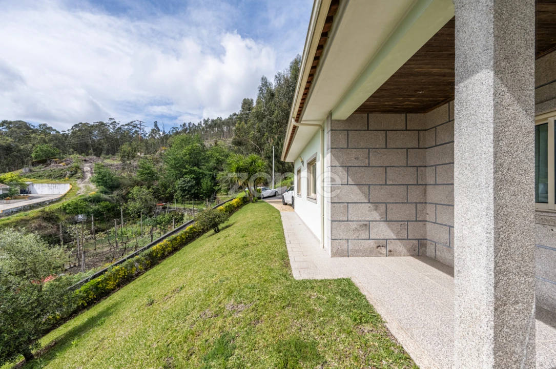 Moradia T3 para Venda em Travassos Foto 22