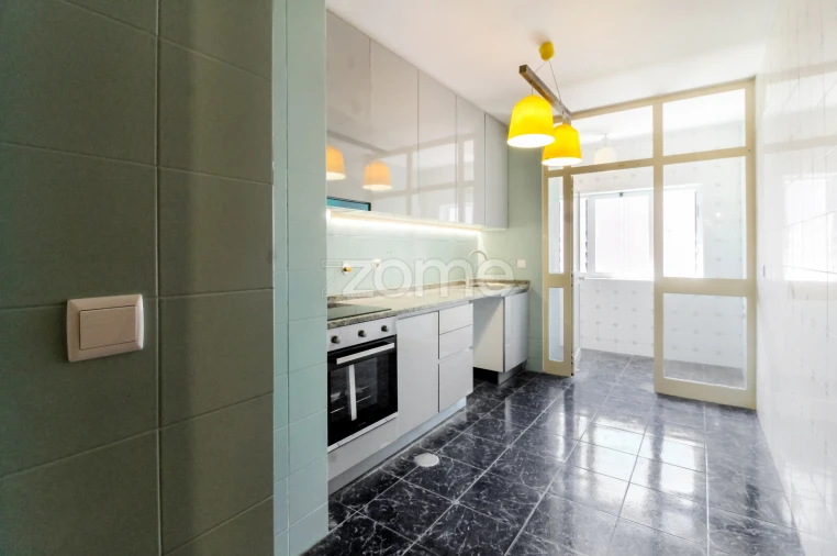 Apartamento T2 para Arrendamento em Fânzeres e São Pedro da Cova Foto 5