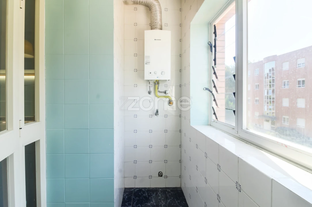 Apartamento T2 para Arrendamento em Fânzeres e São Pedro da Cova Foto 7