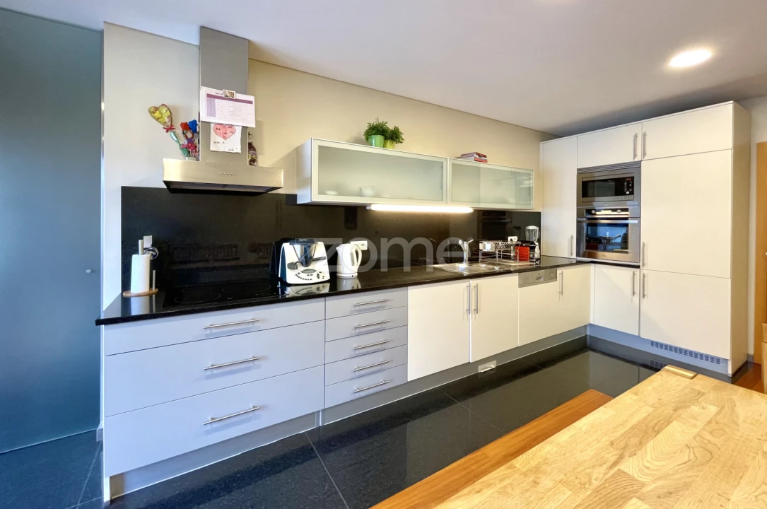 Apartamento T4 para Venda em Santa Maria da Feira, Travanca, Sanfins e Espargo Foto 11