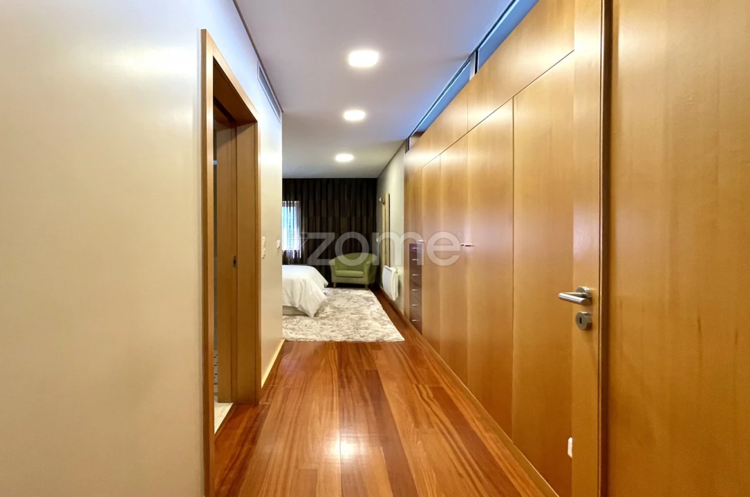 Apartamento T4 para Venda em Santa Maria da Feira, Travanca, Sanfins e Espargo Foto 24