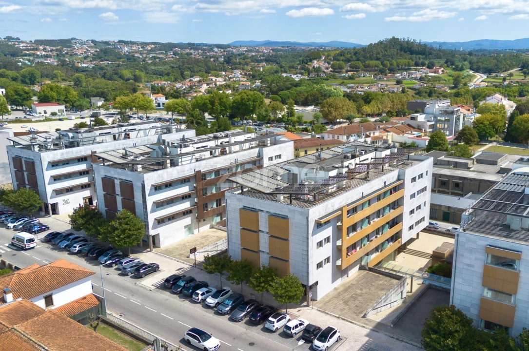 Apartamento T4 para Venda em Santa Maria da Feira, Travanca, Sanfins e Espargo Foto 37