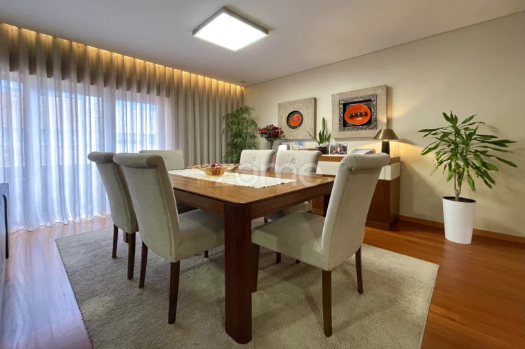 Apartamento T4 para Venda em Santa Maria da Feira, Travanca, Sanfins e Espargo Foto 4