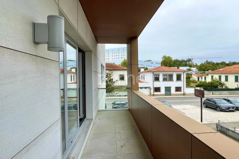 Apartamento T4 para Venda em Santa Maria da Feira, Travanca, Sanfins e Espargo Foto 12