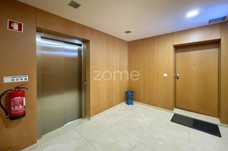 Apartamento T4 para Venda em Santa Maria da Feira, Travanca, Sanfins e Espargo Foto 31