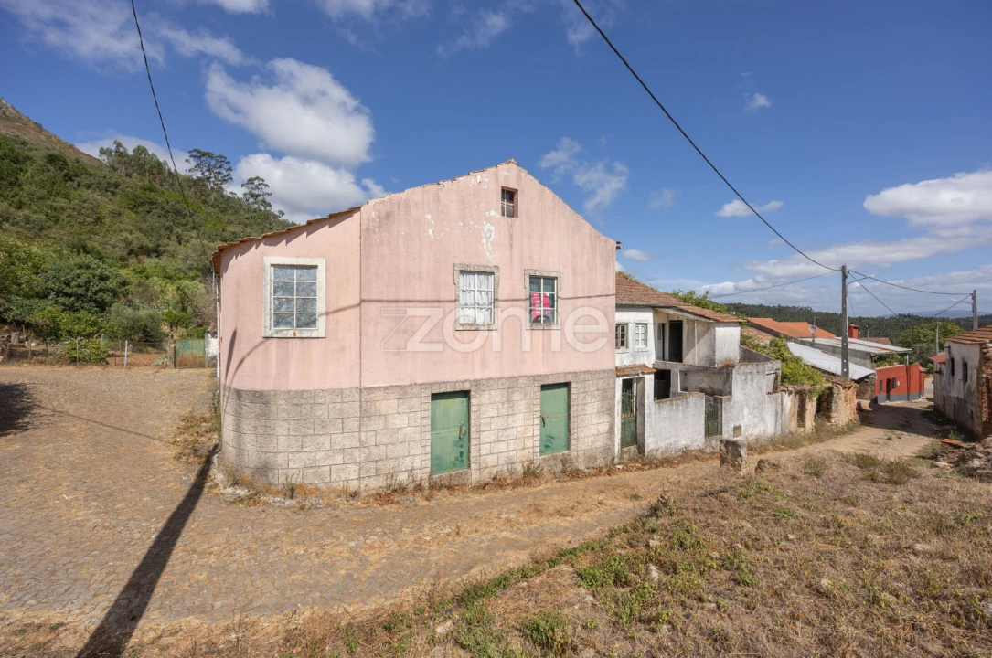 Moradia T2 para Venda em Alvaiázere Foto 2