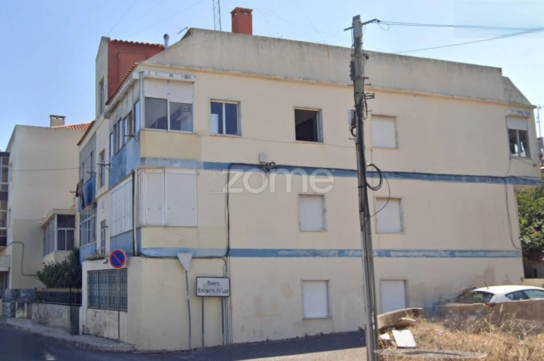 Prédio para Venda em Odivelas Foto 3