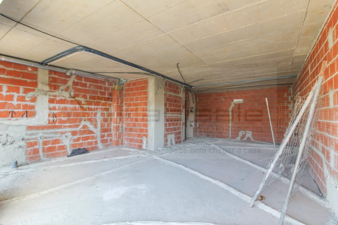 Apartamento T3 para Venda em Santo António dos Cavaleiros e Frielas Foto 8