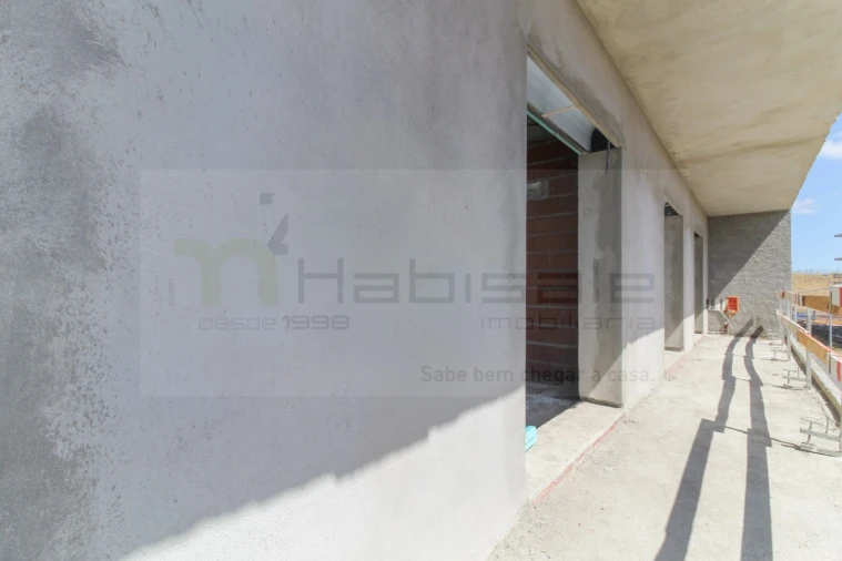 Apartamento T3 para Venda em Santo António dos Cavaleiros e Frielas Foto 17