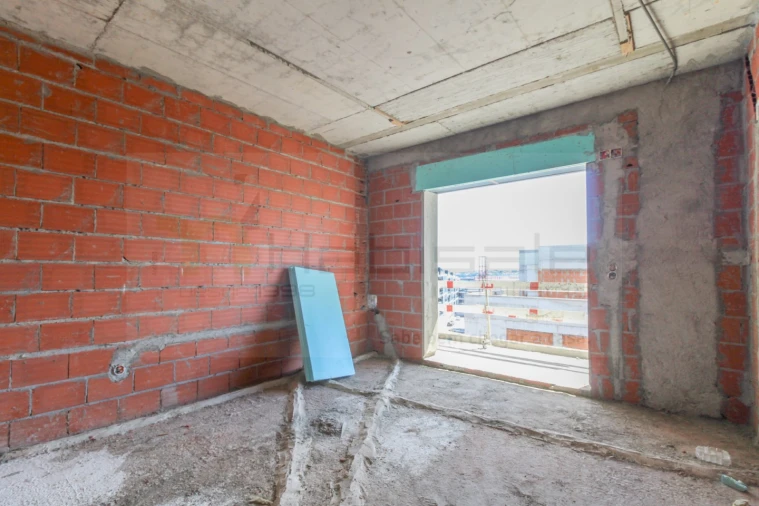 Apartamento T3 para Venda em Santo António dos Cavaleiros e Frielas Foto 18