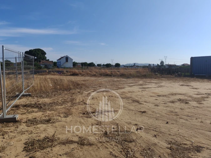 Terreno Misto para Venda em Pinhal Novo Foto 21