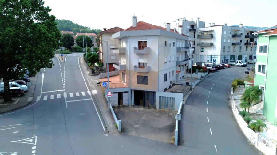 Armazém para Arrendamento em Arca e Ponte de Lima Foto 6