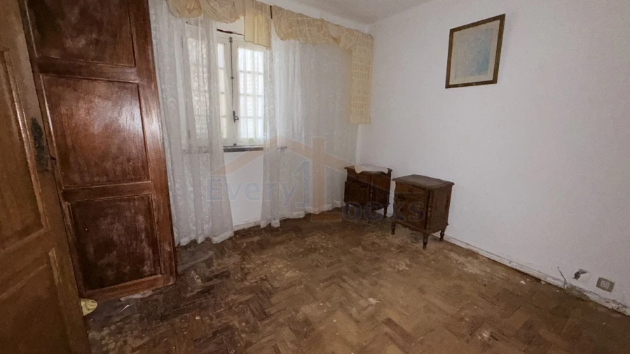 Moradia T2 para Venda em Atouguia da Baleia Foto 31