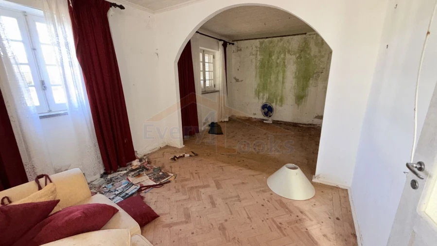 Moradia T2 para Venda em Atouguia da Baleia Foto 42