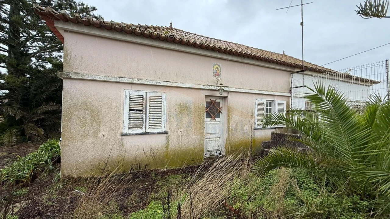 Moradia T2 para Venda em Atouguia da Baleia Foto 54