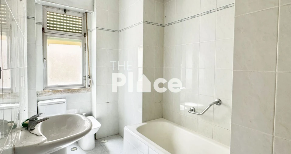 Apartamento T6 para Venda em Avenidas Novas Foto 20