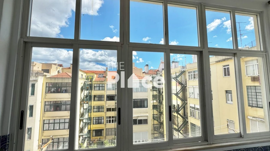 Apartamento T6 para Venda em Avenidas Novas Foto 23