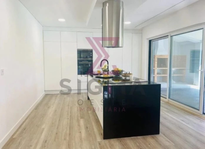 Moradia T4 para Venda em Charneca de Caparica e Sobreda Foto 50