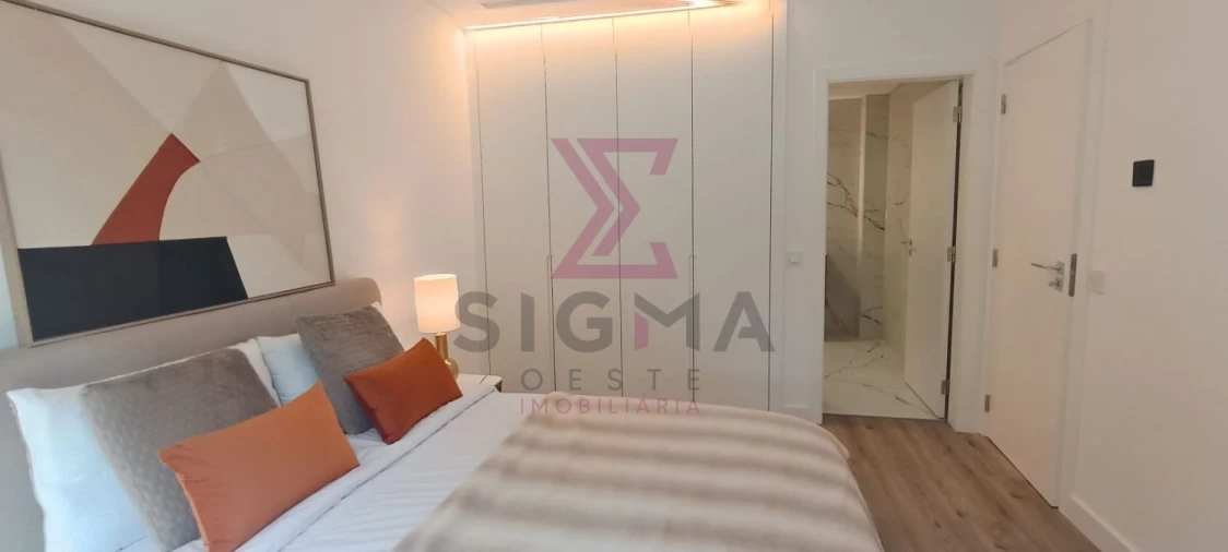 Moradia T4 para Venda em Charneca de Caparica e Sobreda Foto 21