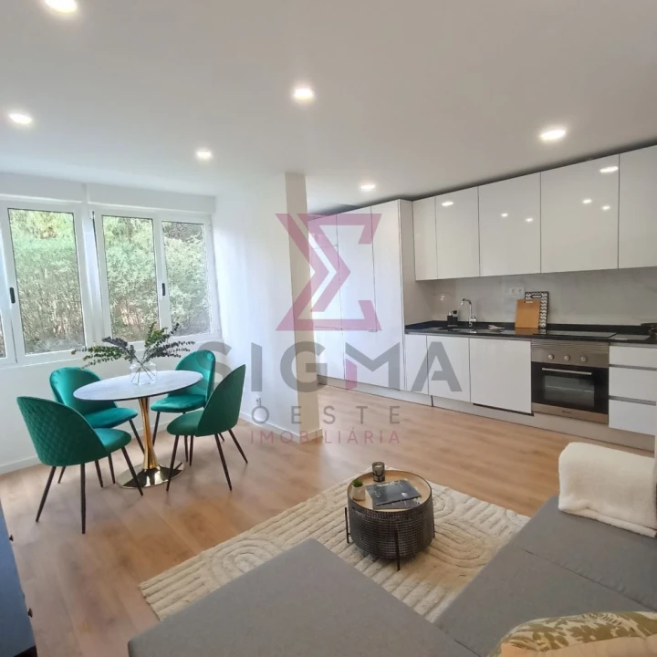 Apartamento T3 para Venda em Benfica Foto 5