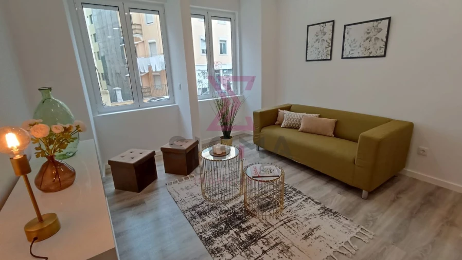 Apartamento T3 para Venda em Benfica Foto 8