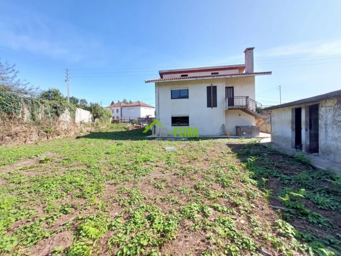 Moradia T3 para Venda em Santa Maria de Lamas Foto 6