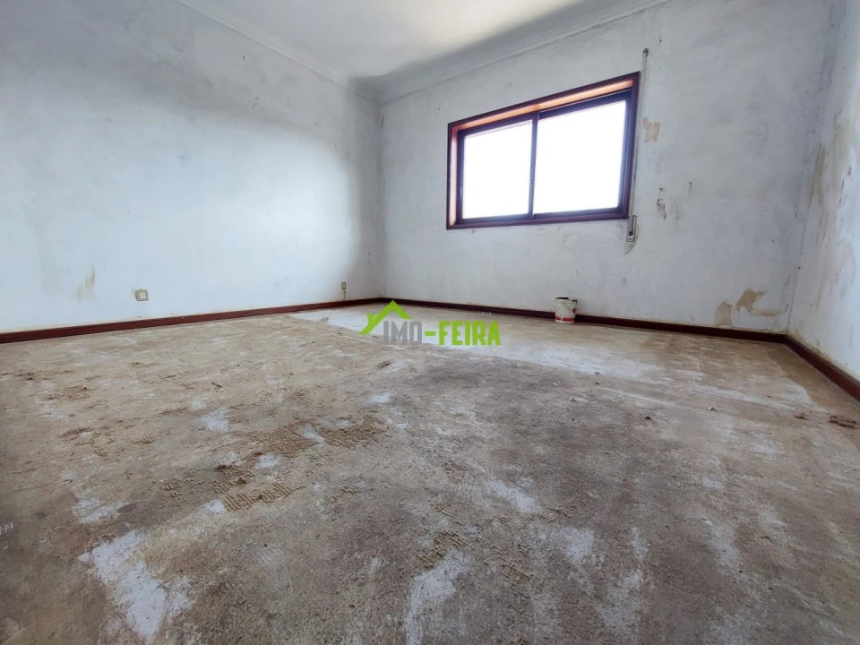 Moradia T3 para Venda em Santa Maria de Lamas Foto 12