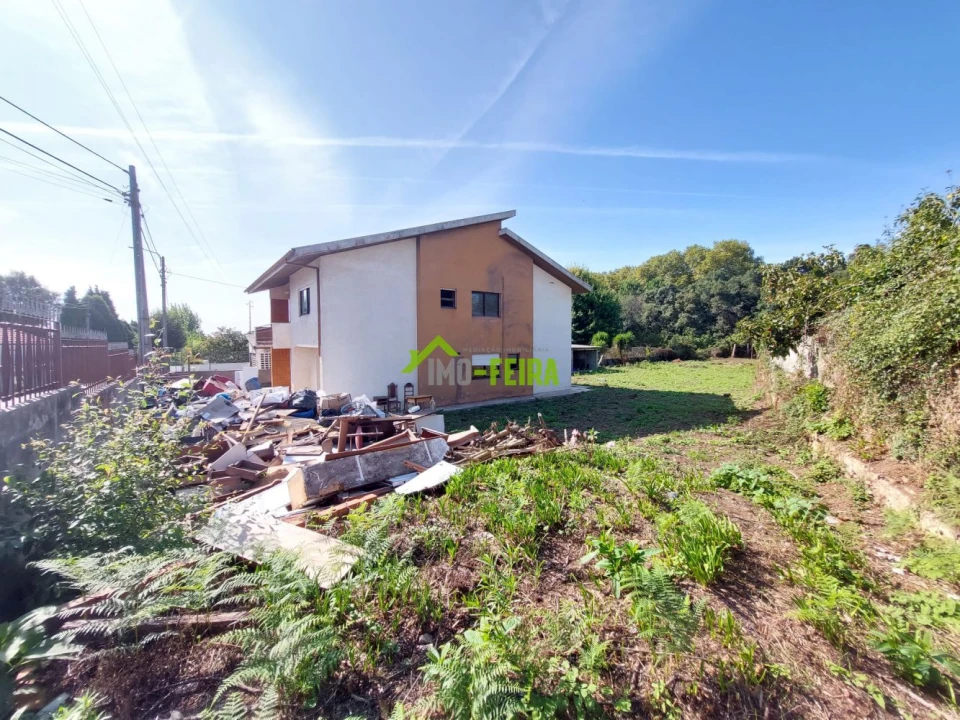 Moradia T3 para Venda em Santa Maria de Lamas Foto 4