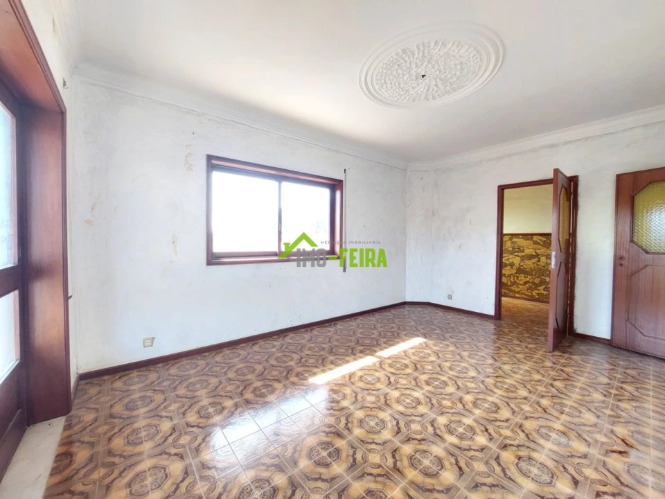 Moradia T3 para Venda em Santa Maria de Lamas Foto 10