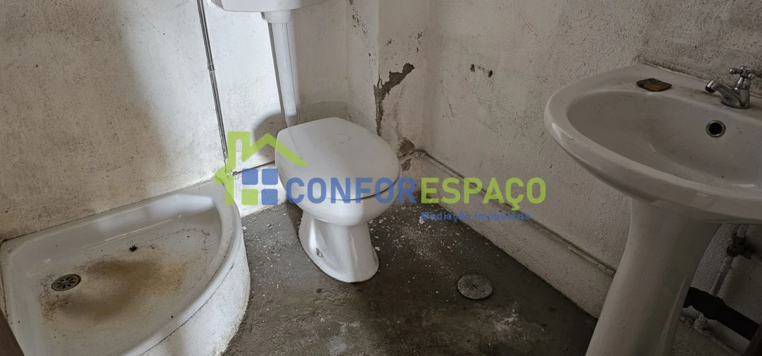 Loja para Arrendamento em Castelo Branco Foto 3