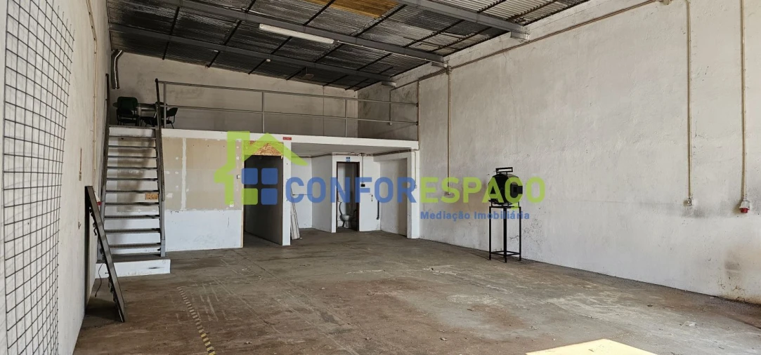 Loja para Arrendamento em Castelo Branco Foto 2