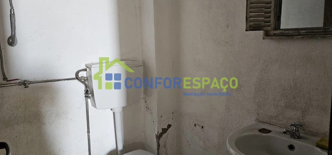 Loja para Arrendamento em Castelo Branco Foto 4