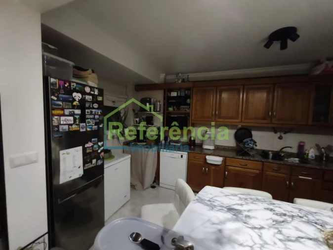 Apartamento T2 para Venda em Santa Maria Maior Foto 9