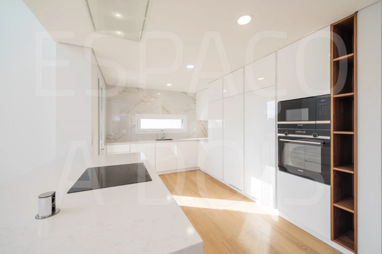 Moradia T3 para Venda em Queluz e Belas Foto 35