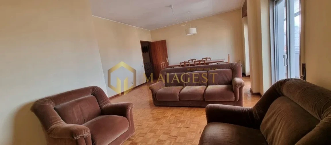 Apartamento T2 para Arrendamento em Mafamude e Vilar do Paraíso Foto 2