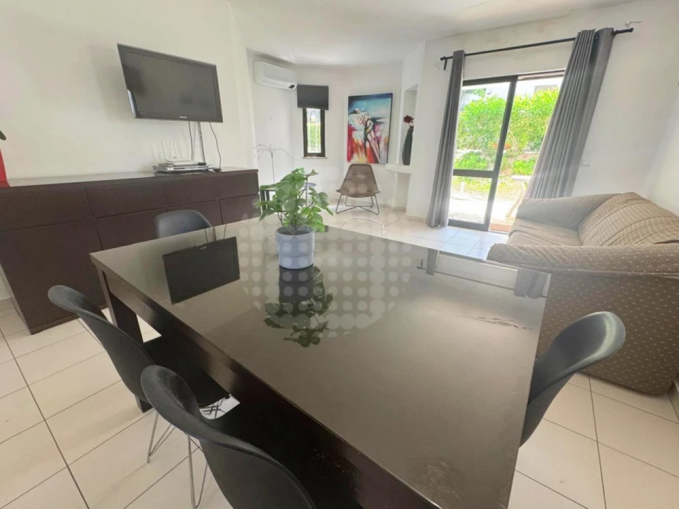 Apartamento T2 para Venda em Albufeira e Olhos de Água Foto 5