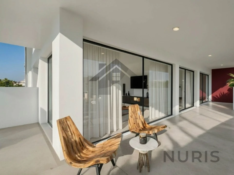 Apartamento T2 para Venda em Alvor Foto 8