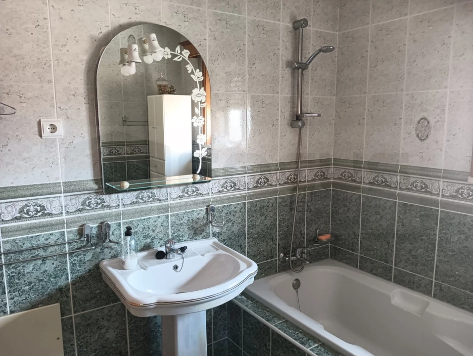 Moradia T4 para Venda em Beduído e Veiros Foto 23