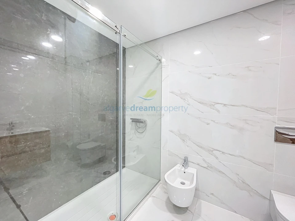 Apartamento T3 para Venda em Albufeira e Olhos de Água Foto 21