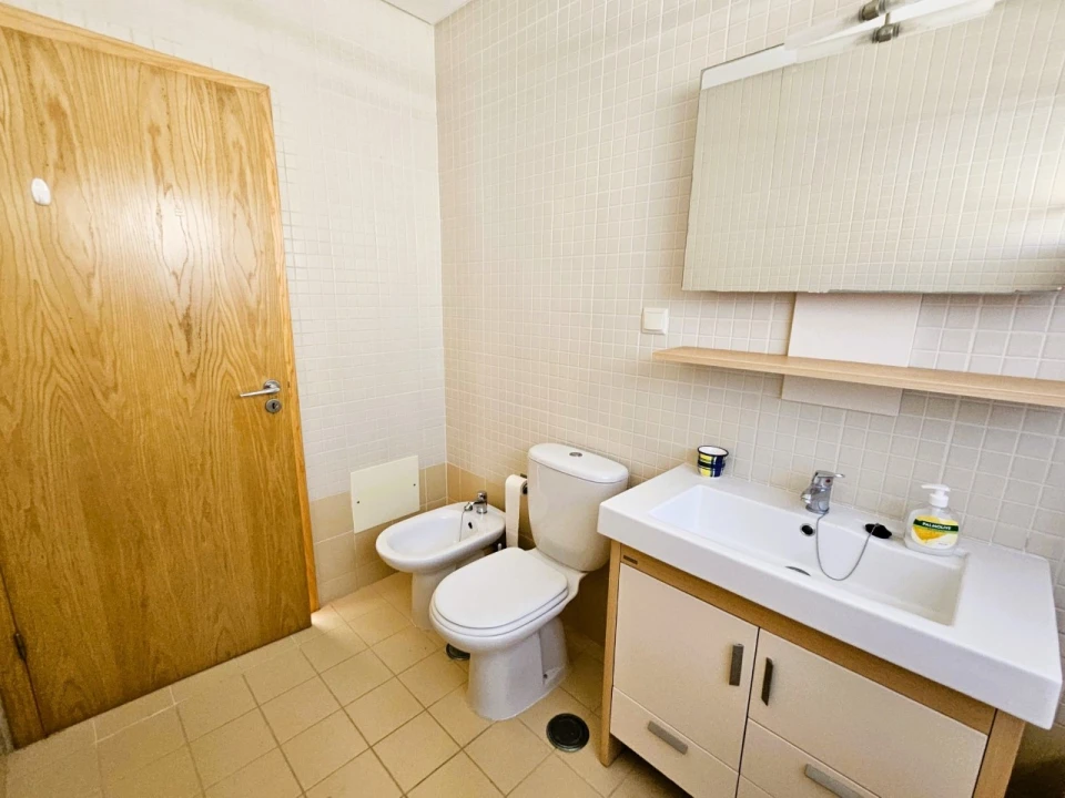 Apartamento T2 para Venda em Santa Luzia Foto 16